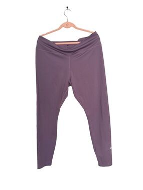 Nike Women's Plum High-Rise Leggings